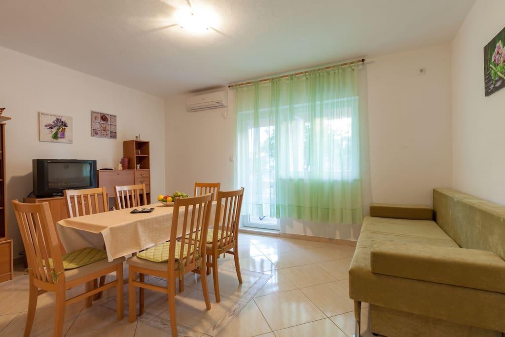 Apartmani Sanja Suta Podstrana Zewnętrze zdjęcie