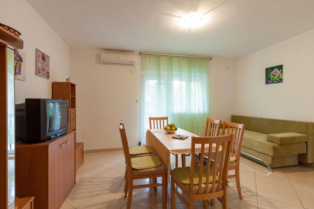 Apartmani Sanja Suta Podstrana Zewnętrze zdjęcie